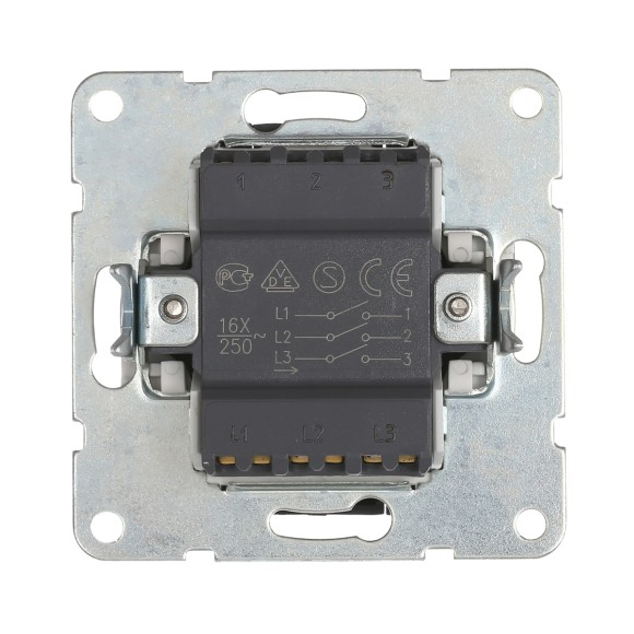 Выключатель LK Studio 3-кл.(схема 1+1+1) 16 A, 250 B (белый) LK60 862104-1 Выключатель LK Studio 3-кл.(схема 1+1+1) 16 A, 250 B (белый) LK60 862104-1