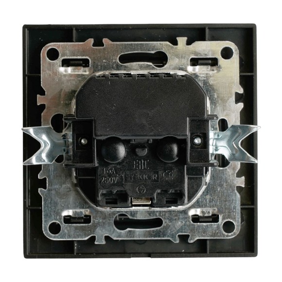 Розетка 1-местная с/з Stekker, PST16-9016-03, 250В, 16А с USB+ type C Эрна, черный 50078 Розетка 1-местная с/з Stekker, PST16-9016-03, 250В, 16А с USB+ type C Эрна, черный 50078