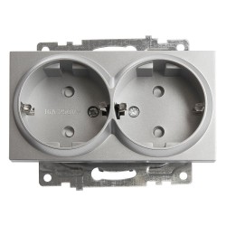 Розетка двойная 2P+PE Stekker Катрин со шторками серебро GLS16-7114-03 39584 Розетка двойная 2P+PE Stekker Катрин со шторками серебро GLS16-7114-03 39584