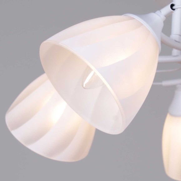 Потолочная люстра Reluce 62560-0.3-05 WH Потолочная люстра Reluce 62560-0.3-05 WH