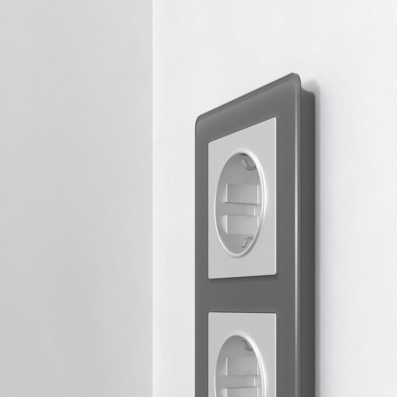 Рамка Werkel Acrylic на 3 поста графит W0032704 4690389184895 Рамка Werkel Acrylic на 3 поста графит W0032704 4690389184895