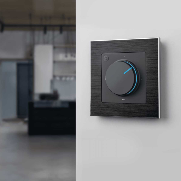 Рамка Werkel Aluminium на 1 пост черный алюминий W0011708 4690389157981 Рамка Werkel Aluminium на 1 пост черный алюминий W0011708 4690389157981