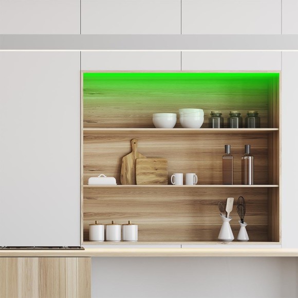 Светодиодная лента Apeyron 14,4W/m 60LED/m 5050SMD зеленый 5M 00-49 Светодиодная лента Apeyron 14,4W/m 60LED/m 5050SMD зеленый 5M 00-49