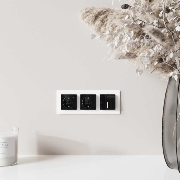 Розетка Werkel с заземлением, шторками и USB тип A+C (черный акрил) W1171748 4690389197741