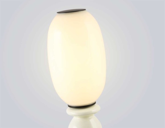 Настольная лампа Ambrella Light HIGH LIGHT LH53154 Настольная лампа Ambrella Light HIGH LIGHT LH53154