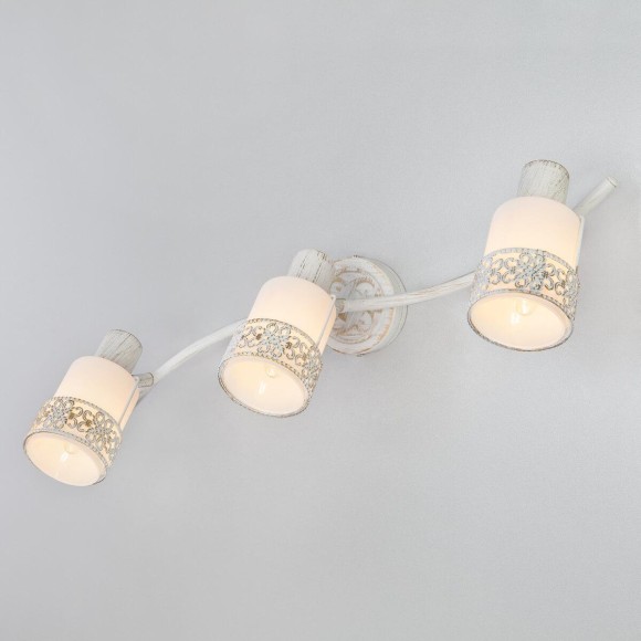 Настенный светильник Eurosvet 20025/3 белый с золотом Настенный светильник Eurosvet 20025/3 белый с золотом