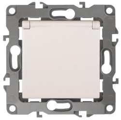 Розетка ЭРА 12 2P E Schuko со шторками с крышкой 16A 250V 12-2103-02 Б0014694 Розетка ЭРА 12 2P E Schuko со шторками с крышкой 16A 250V 12-2103-02 Б0014694