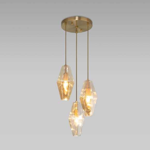 Подвесная люстра Eurosvet Prism 50236/3 янтарный Подвесная люстра Eurosvet Prism 50236/3 янтарный