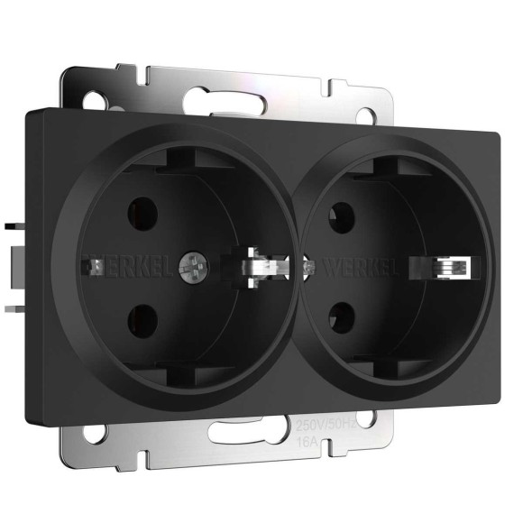 Розетка Werkel двойная с заземлением черный матовый W1172008 4690389156922 Розетка Werkel двойная с заземлением черный матовый W1172008 4690389156922
