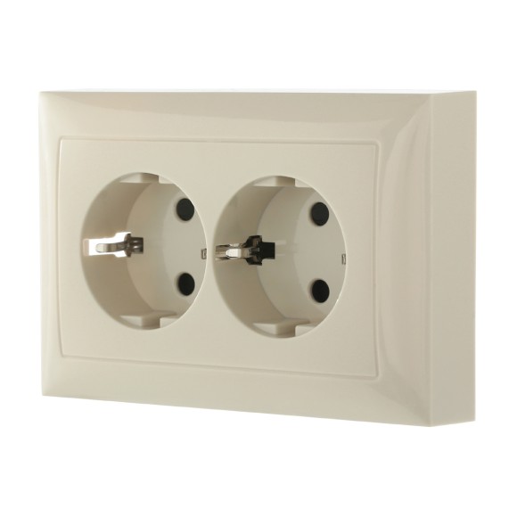 Розетка LK Studio двойная прямая с з/к, со шторками (бежевый) LK60 863701-1