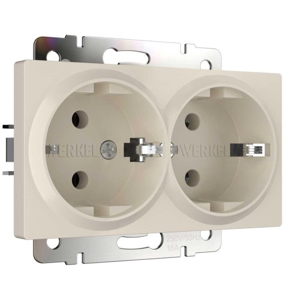 Розетка двойная с заземлением Werkel айвори матовый W1172062 4690389192142